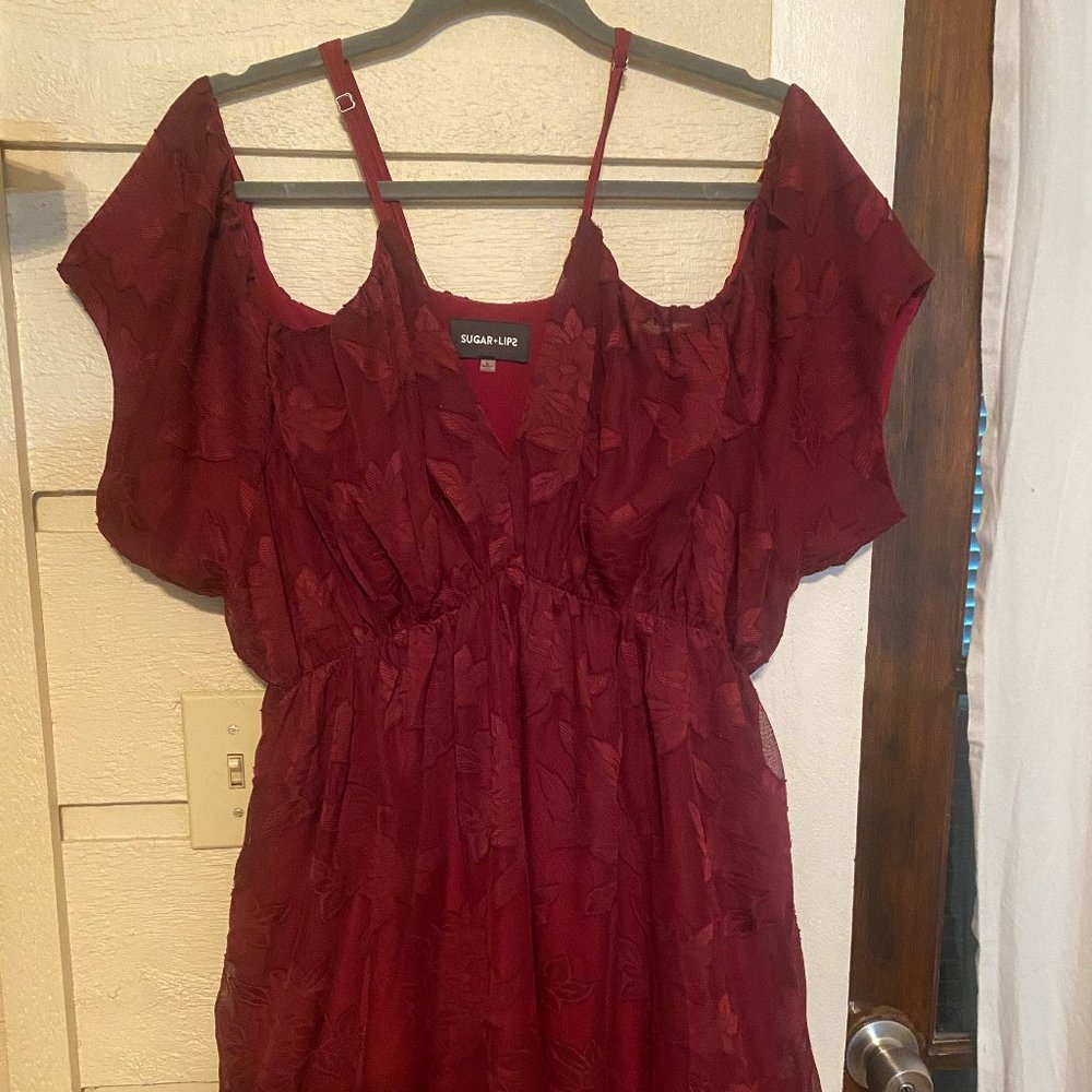Semi-Formal Garnet Cold Shoulder Knee Length Dress
